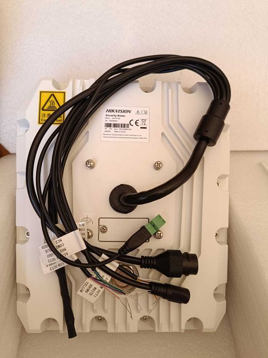 Detector de miscare exterior tip radar Hikvision DS-PR1-60 IP, 60 m, 24 GHz, PTZ tracking, pet immunity