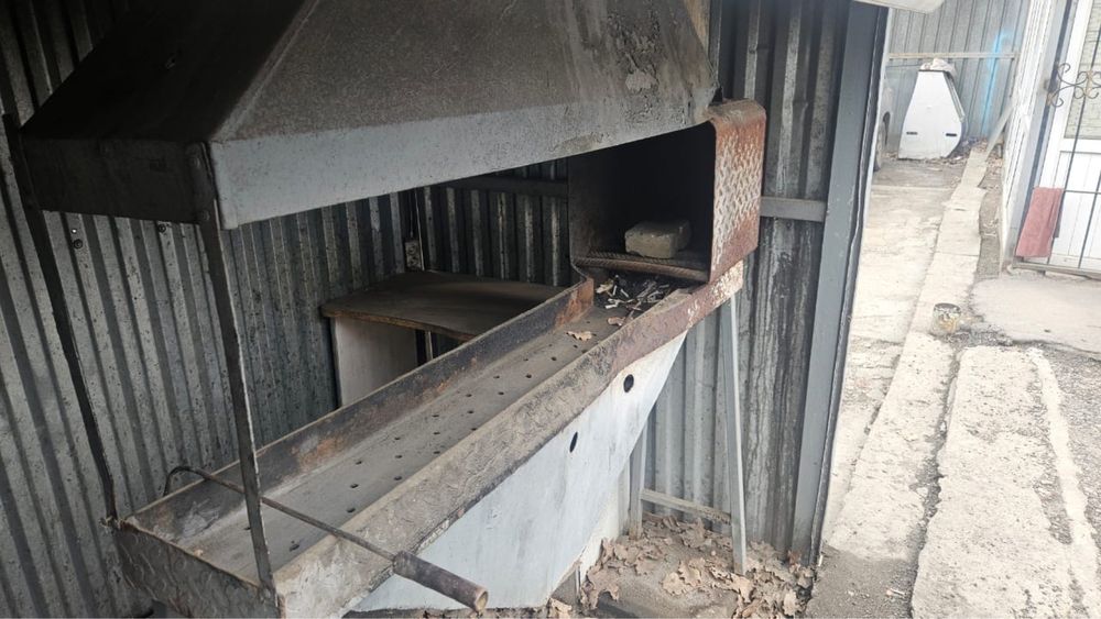 Хорошой мангал с мини контейнером