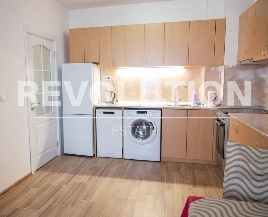 Двустаен апартамент  в гр.Варна, Галата!