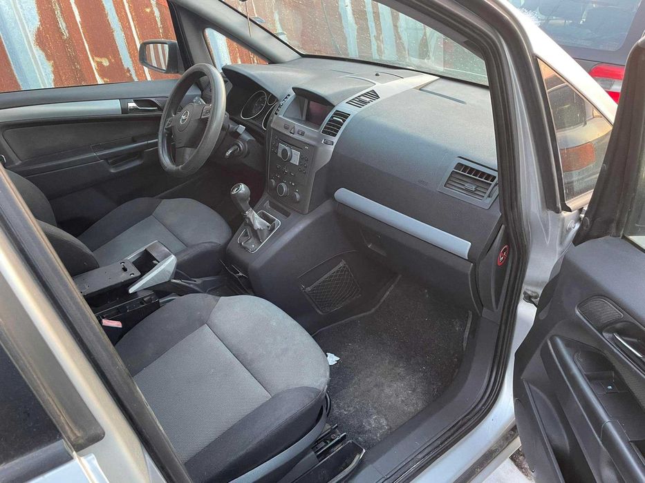 opel zafira b 1.9 cdti 150ps на части опел зафира б теглич