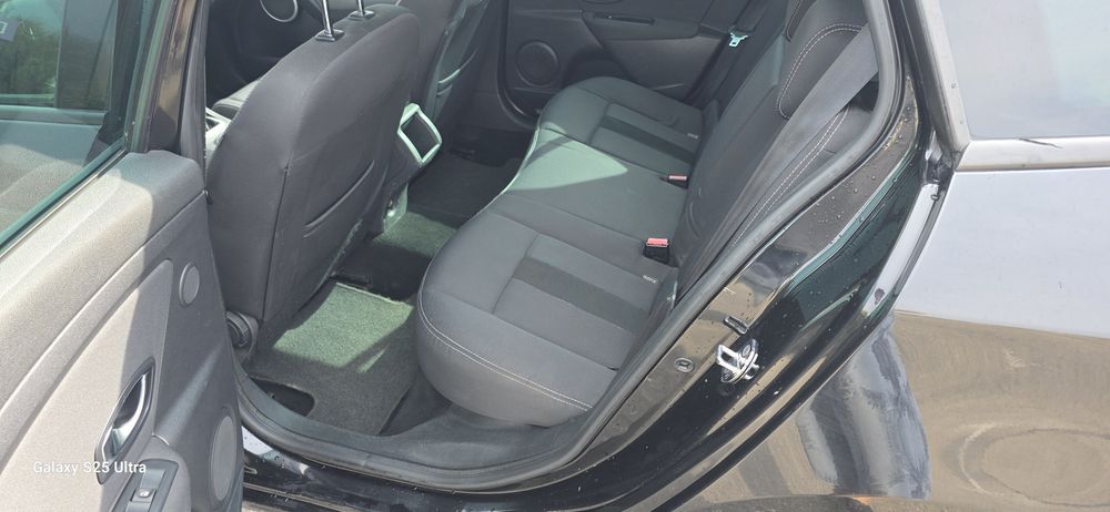 PROPRIETAR Megane 3  1.5 dci 110 cp XENON  Navi