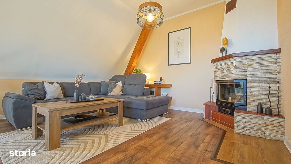 Apartament cu curte | 130 + teren 300 mp | Vedere panoramică Tâmpa
