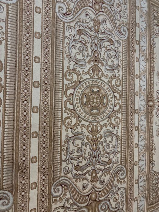 Ковер размер 5*2 , состояние отличное , плотный ворс