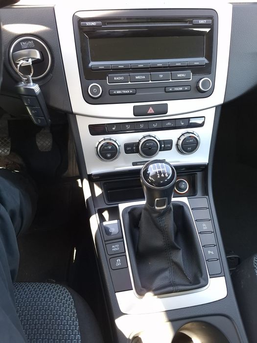 Volkswagen Passat  1.6 tdi Bluemotion