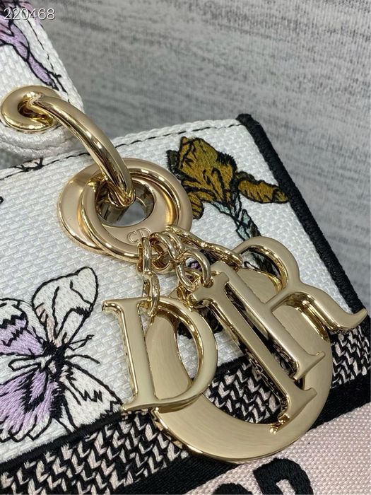 Dior сумка очень красивые