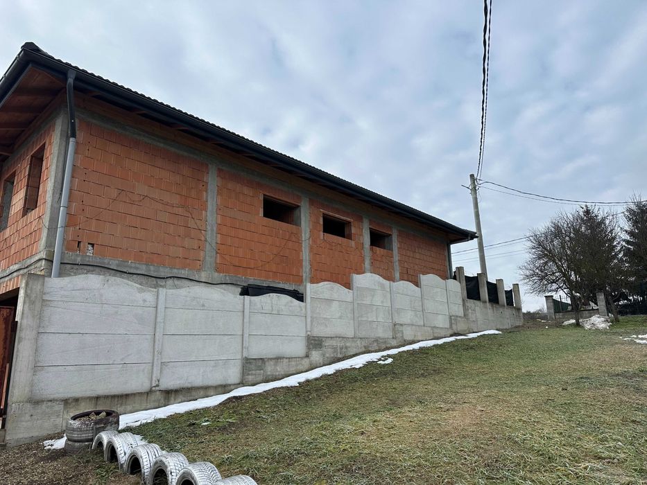 Casa la rosu+teren ST:1800 mp*Pestisu Mare-Deva-Hunedoara+casa veche !