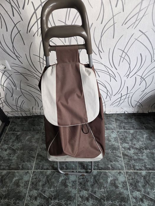 Пазарска количка на колелца