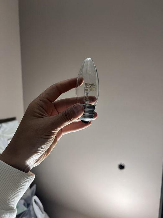 Светильники и лампочки