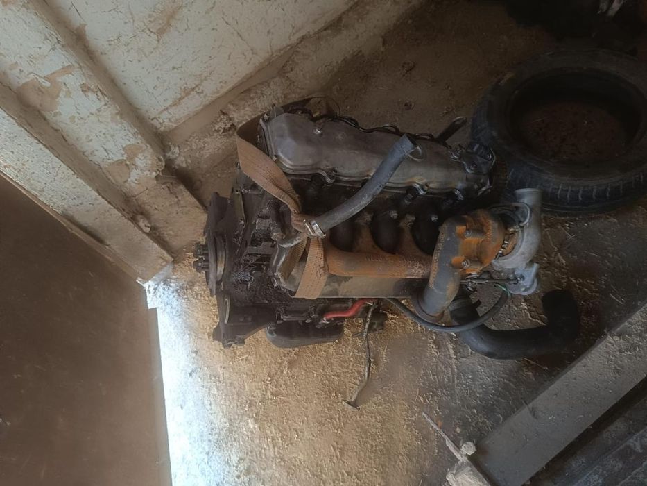 Мотор и коровка Iveco 2.8