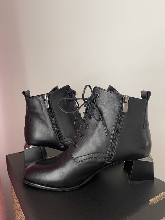 Дамски боти