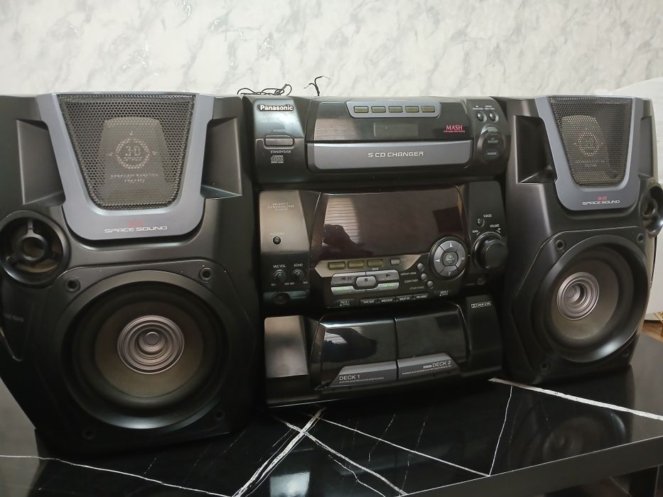 Музыкальный центр