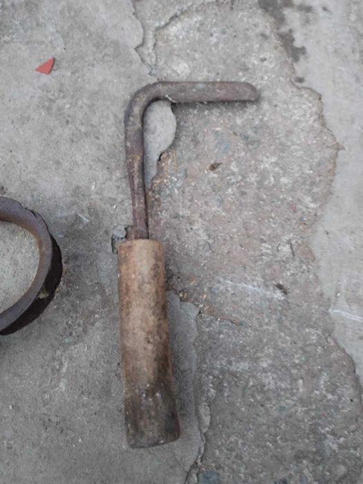 Букаи, мундщук и сантрач за кон