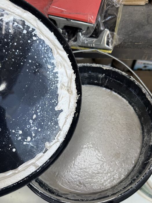 Yuqori sifatli italyanskiy ottachento va boshqa buyoq lak maxsulotlari