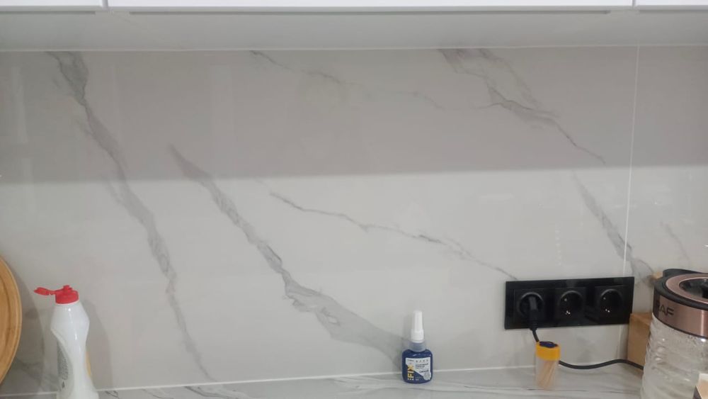 Продам керамогранитную плитку