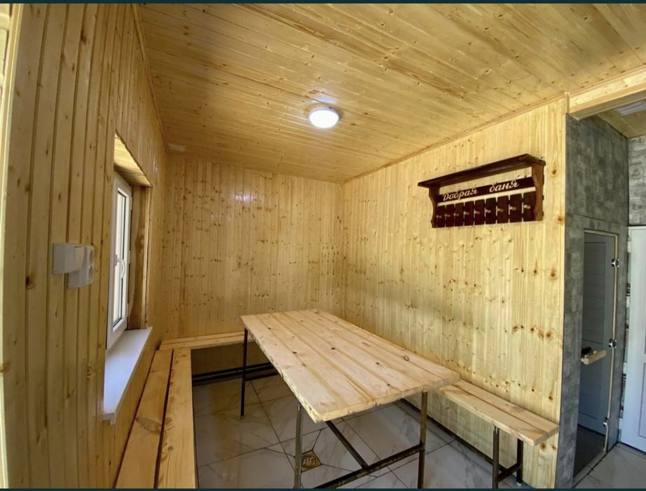 Біркөлікте котедж арендаға беріледі. Подогрев бассейн, бания.