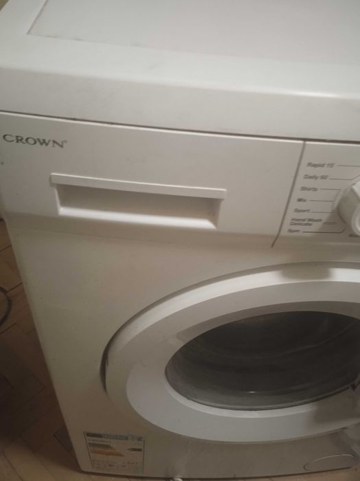 Пералня Crown работеща.