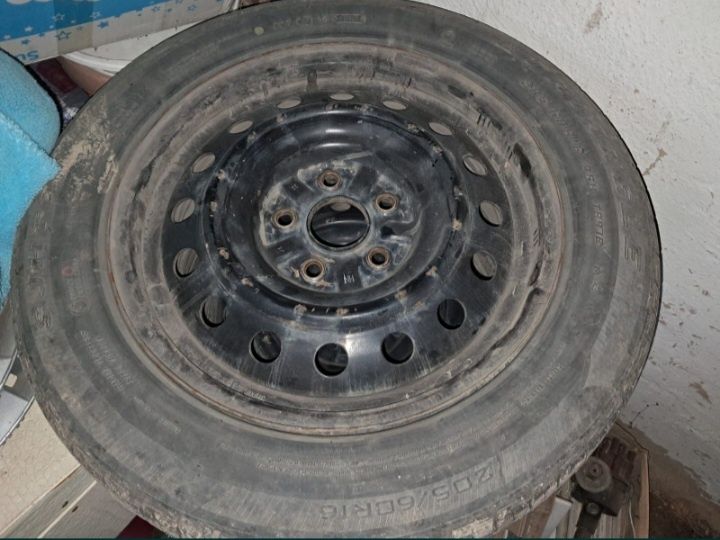 Диски  с  шинами   тоёта