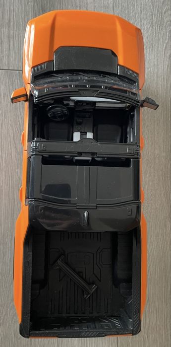 Masinuta 4x4 Hummer cu bena RC 1:16 Rastar 2.4Ghz