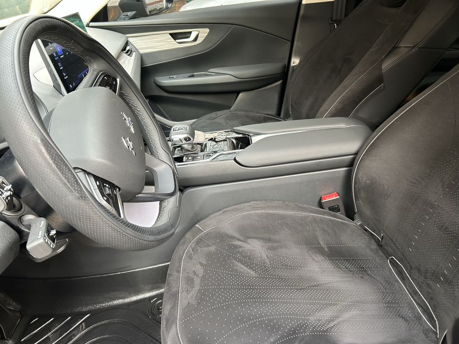 Срочно продается Hongqi E - QM5 (500)