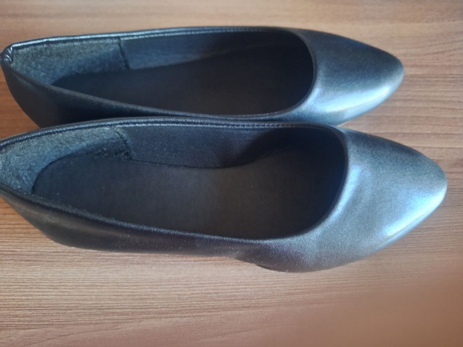 Балетки чёрного цвета новые 37 размера