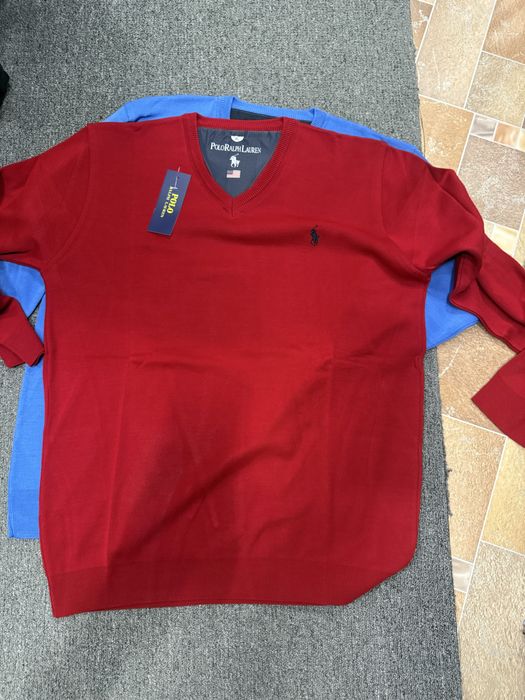 Продавам мъжки пуловери