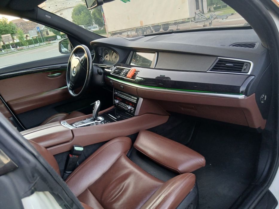 BMW 5 Series 2011 — imagine 4
