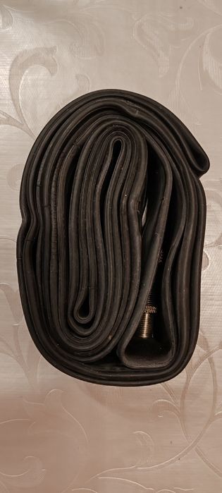 Camera de bicicletă nouă