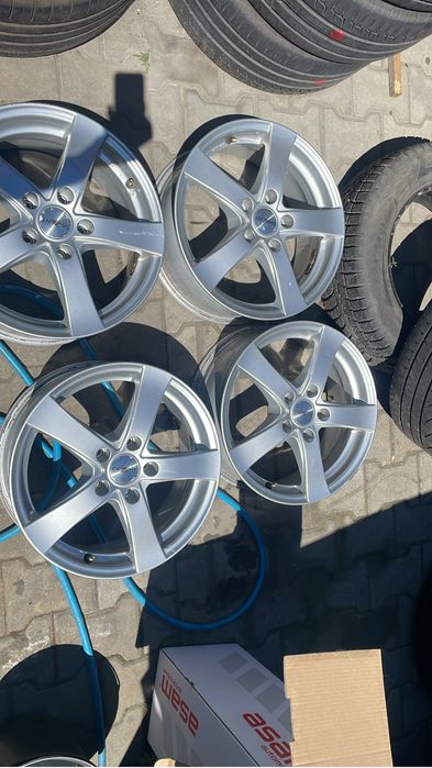 Jante VW Golf, Passat, Touran, Sharan, Skoda Octavia 2,3 R16 5x112