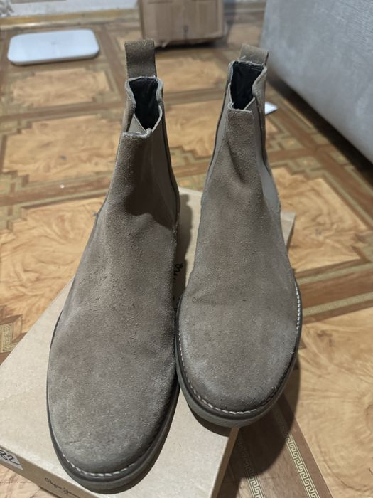 Продам! Мужские ботинки Chelsea серые