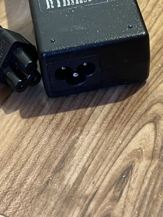 Зарядное устройство для ноутбуков