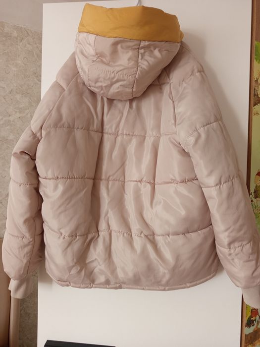 Продам Куртка осень