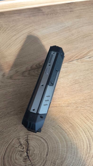 oukitel wp100 titan