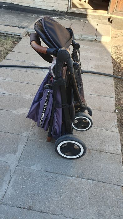 Коляска прогулочная