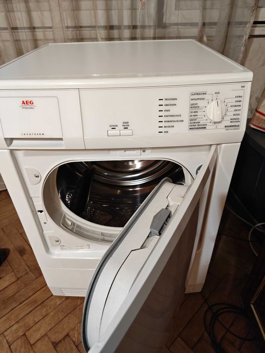 Сушилня AEG в перфектно състояние