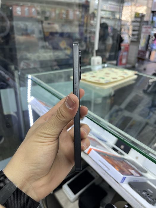 Redmi note 13r pro 256/12 gb