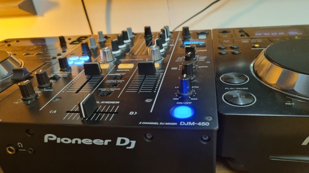Playere Pioneer CDJ-350 + mixer DJM-450