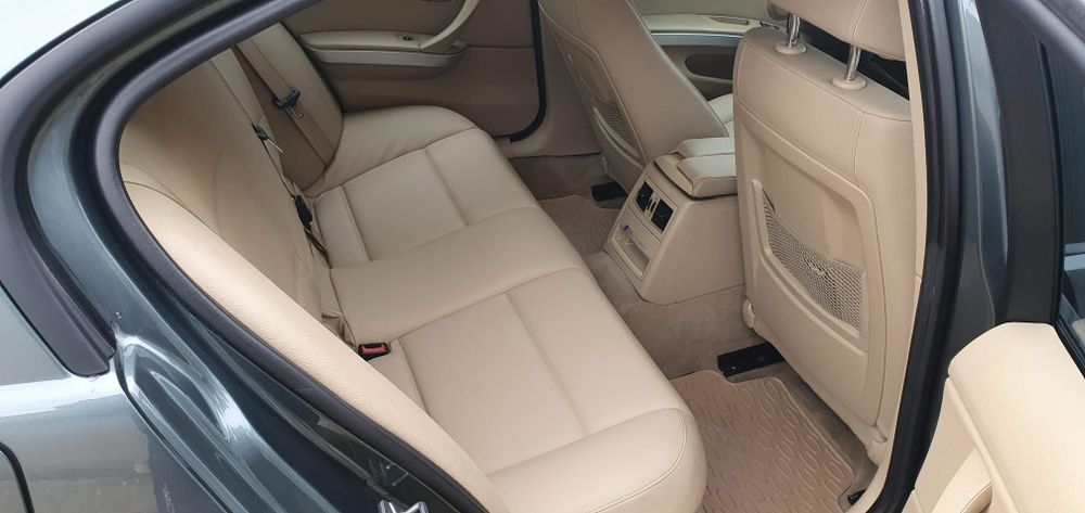 BMW 3 Series 2010 — imagine 3