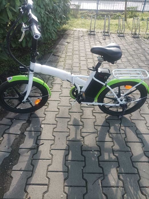 Продавам ел. сгъваем велосипед