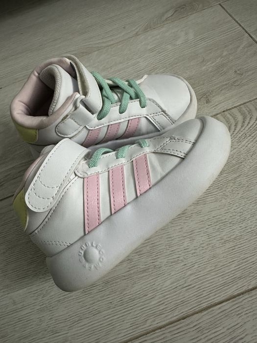 Маратонки ADIDAS Grand Court MID I - бъбъл - размер 25