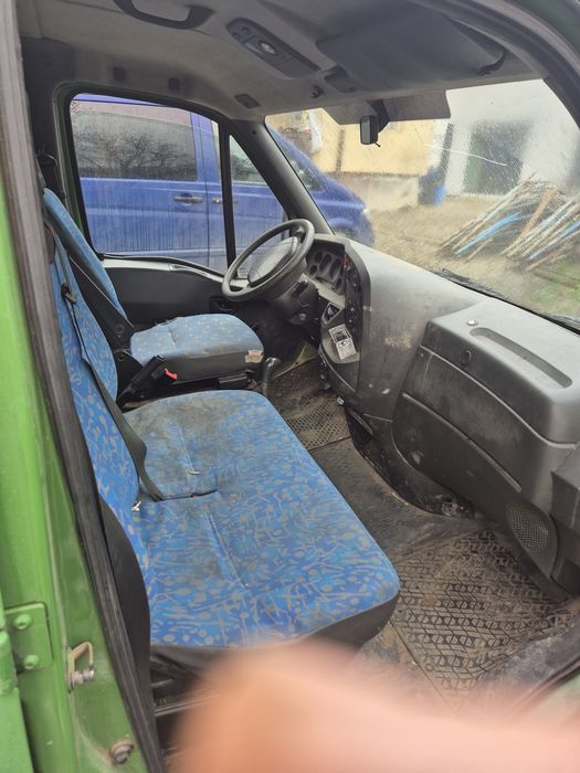 Iveco daily 7 locuri basculabil