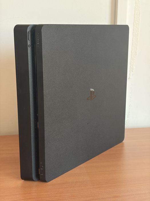 Consola Sony PlayStation4 2TB + 2 Controllere