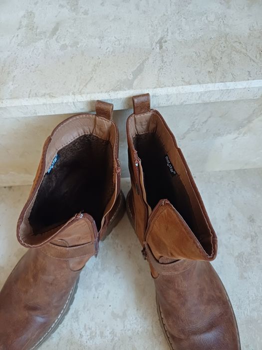 Дамски ежедневни боти