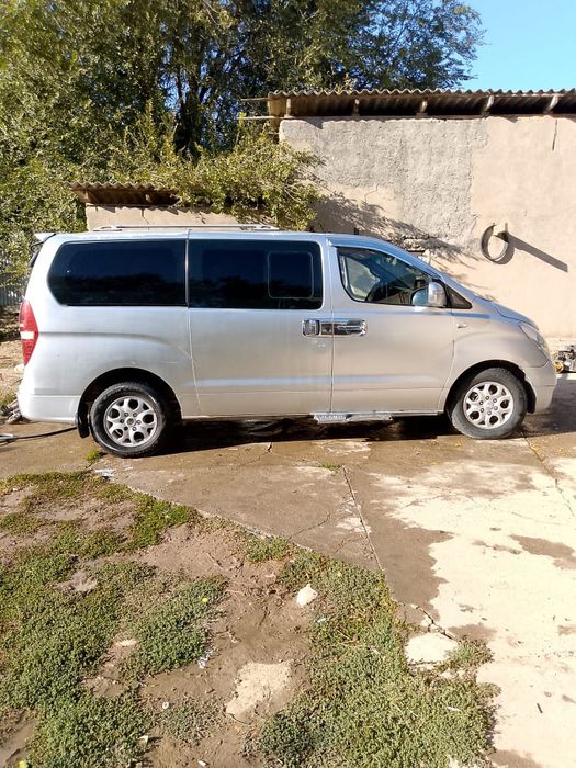 Hyundai Starex 2009