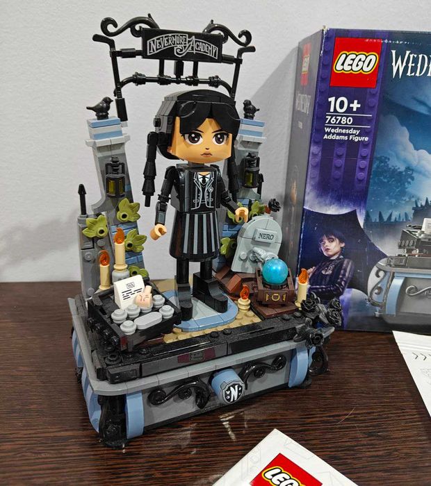 Lego Wednesday Addams Figure 76780 Уэнздей
