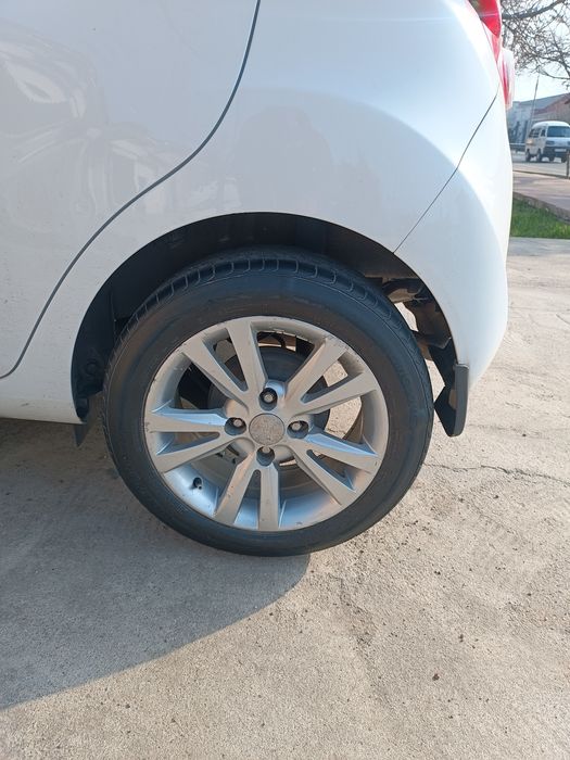 Kaptiva Diska balon 195 55 R15 Holati yaxshi