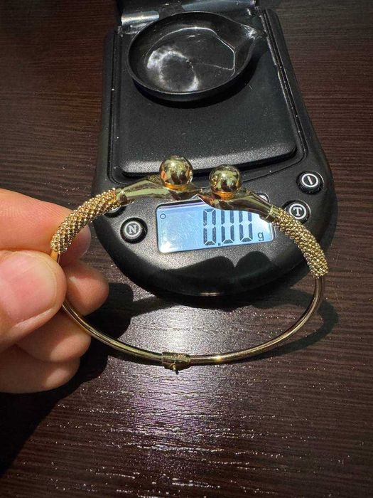 Золота, браслеты