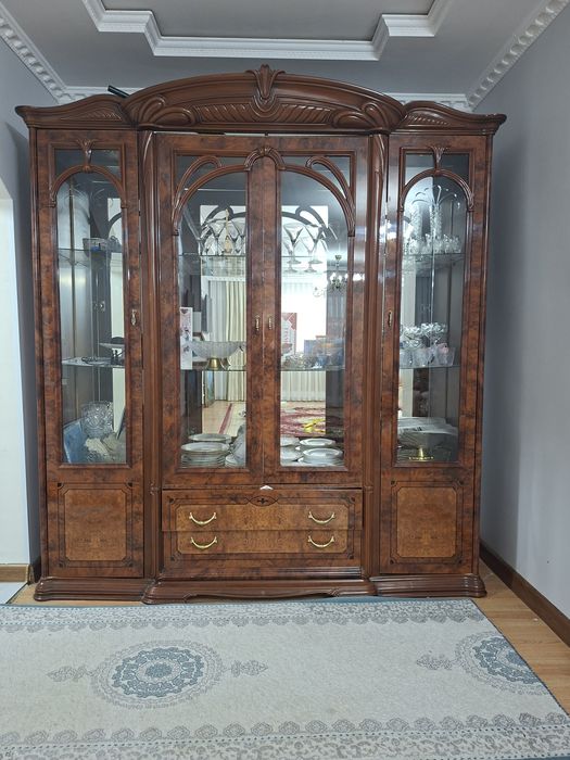 Продается шкаф 150.000