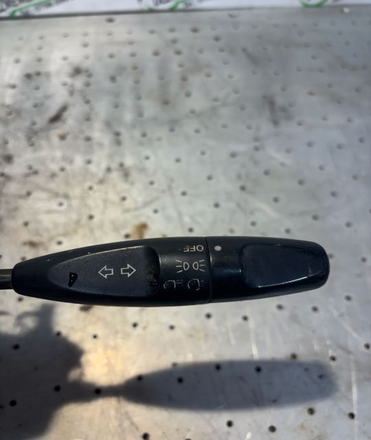 Maneta semnalizare Daewoo Cielo prima generatie