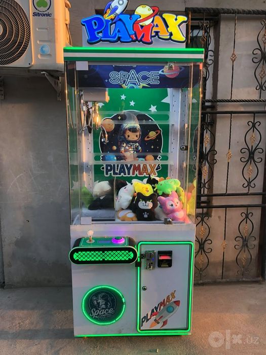 Игровая машина (банкомат)