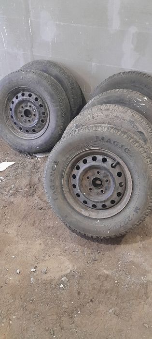 Продам колеса в сборе 205/70 14
